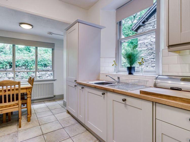 Gorgeous Cottage In Bowness Eksteriør bilde